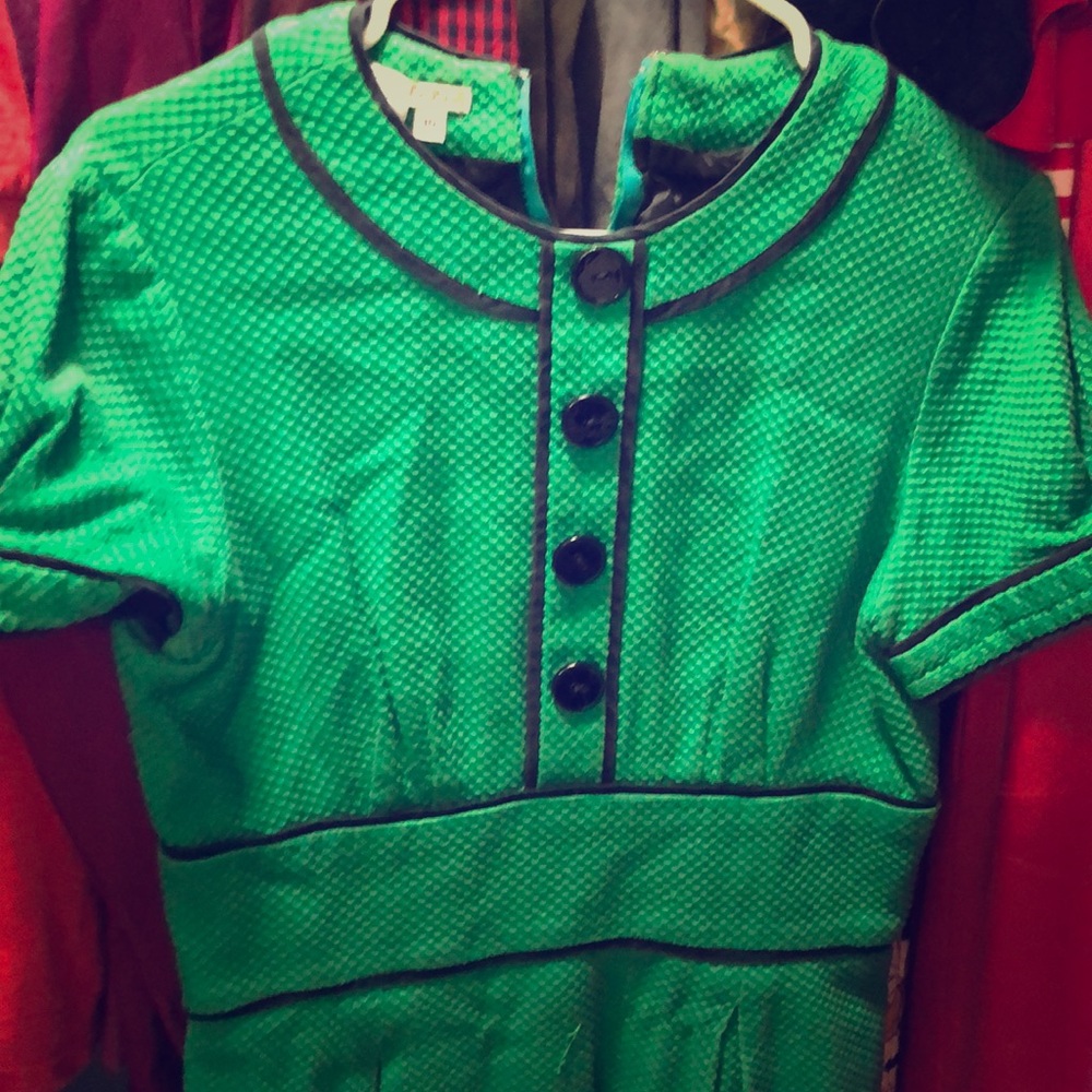 MAGGY LONDON SIZE 10 GREEN DRESS